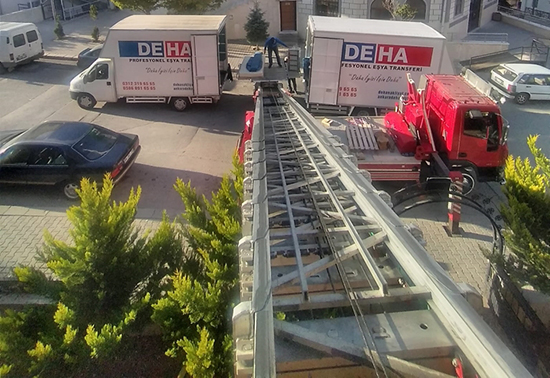 Etimesgut Evden Eve Nakliyat İçin Asansör Hizmeti